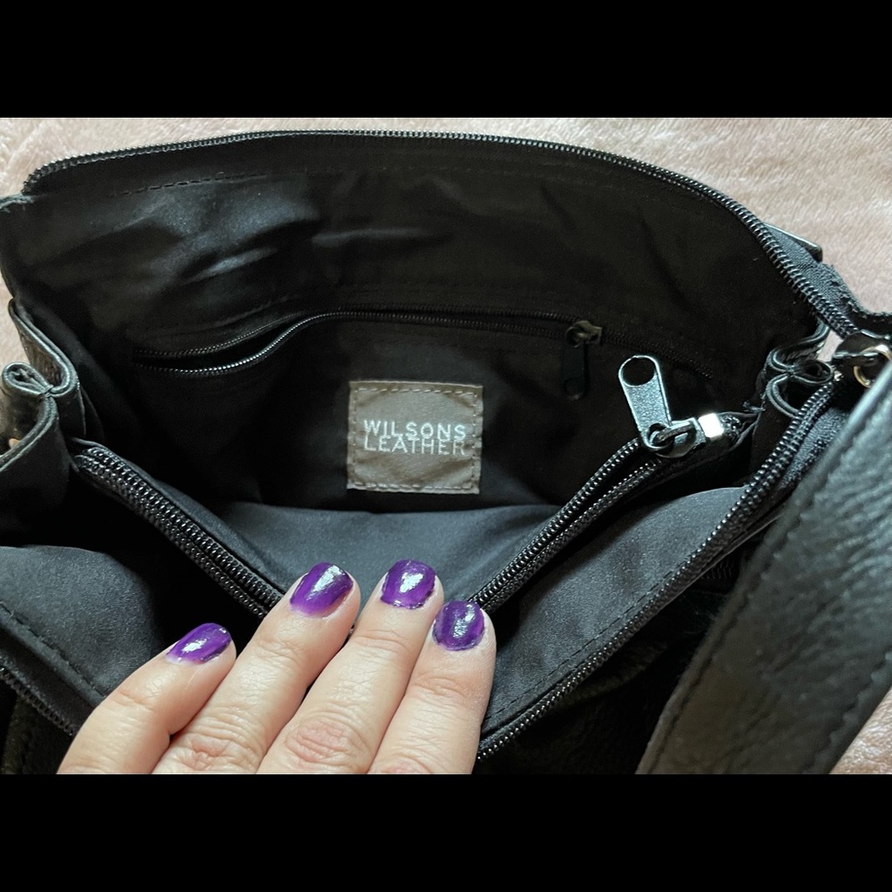 Wilson Leather Crossbody Purse Adjustable Black